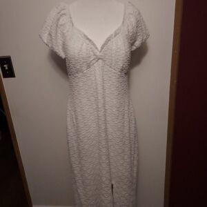 No Boundaries XL pit to pit 18 inch length 46 inches NEW